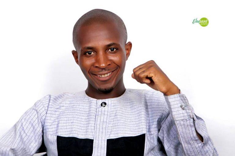 Barr. Senior Gets APC Nomination form