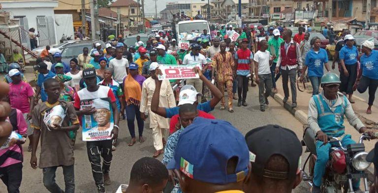 Group holds rally for APC, Abdulrahman