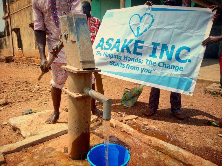 Oyabambi Delivers Water Project to the People of Ijagbo.