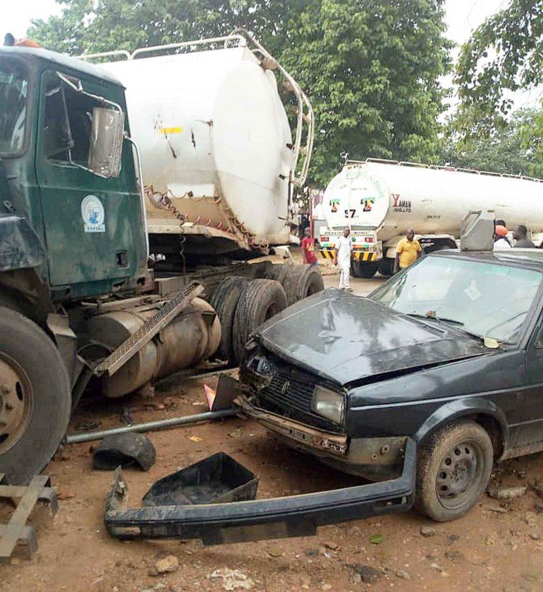 Just In: Truck Carrying Fuel Causes Accident In Suleja