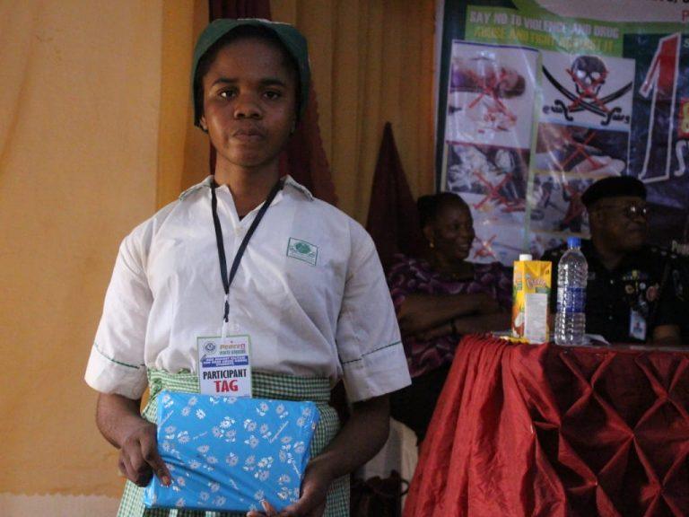 GGDSS OKO-ERIN student bags integrity award for returning lost money, phone