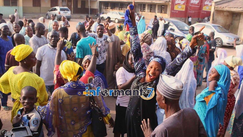 Lukman Kabido's loyalists chanting solidarity song during the parallel congress.