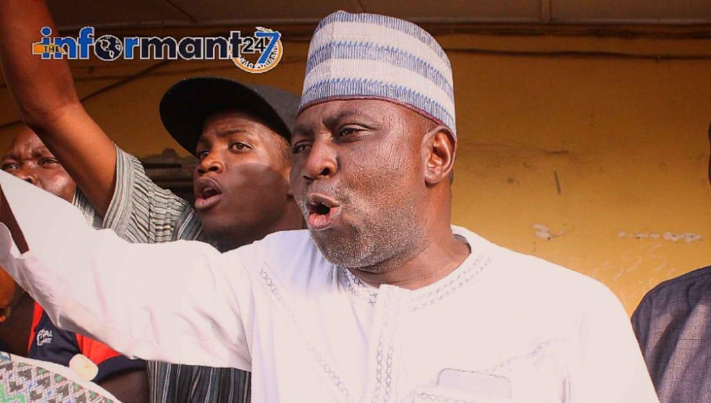 Alhaji Nasir Ubandawaki addressing Lukman kabido's faction members