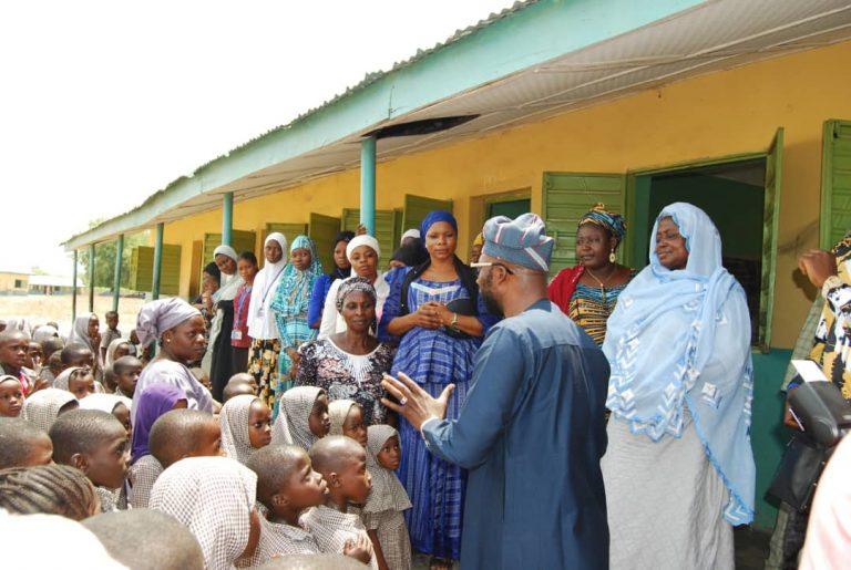 Kwara lawmaker, Owolabi surprises pupils, pay up school fee