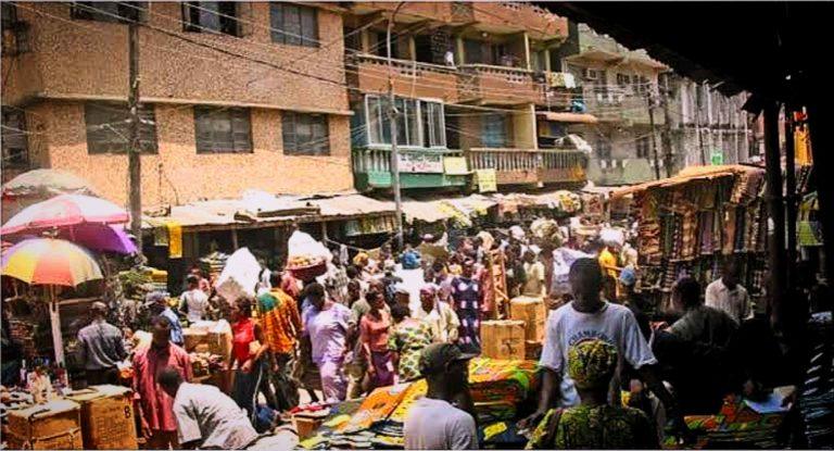 Lockdown: Again, Ilorin residents defy govt’s order, troop out