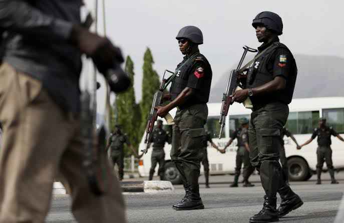 Police arrest local hunter who shot dead commercial driver in Ilorin