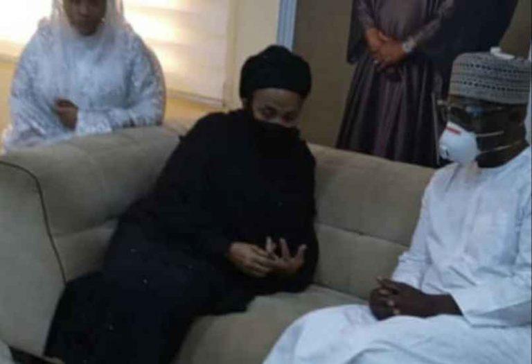AbdulRazaq pays condolence visit to Ajimobi’s family