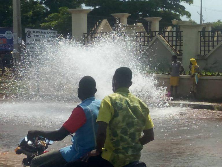 Just in: broken water pipe causes traffic jam in Ilorin