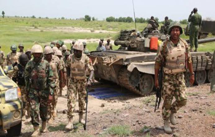Troops raid suspected criminal hideout in Kwara community