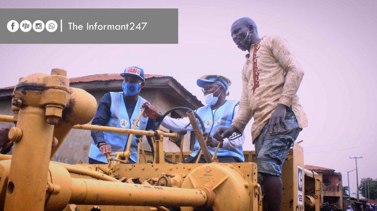 Govt alone can’t fund community dev’t projects, says Olesin