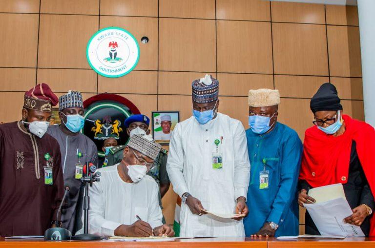 Kwara gov signs N137.6bn 2021 budget into law