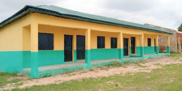 937 contractors jostle for Kwara schools project