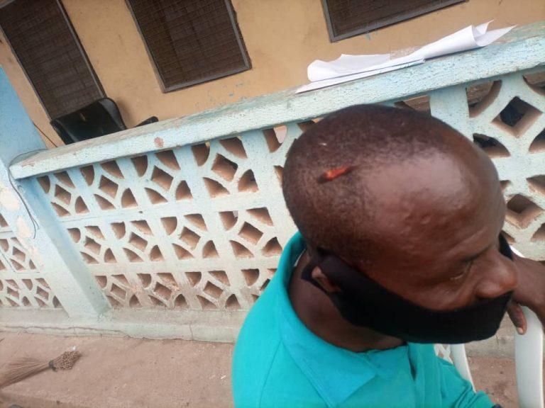 [Breaking] Hijab crisis: 3 injured as Christians, Muslims clash in Ilorin