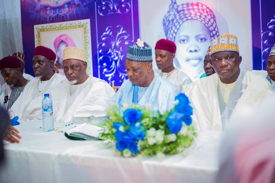 Mudir Markaz Sheikh Habeebullah el-Ilory other islamic clerics at Shagaya family 10-year remembrance of grandmother