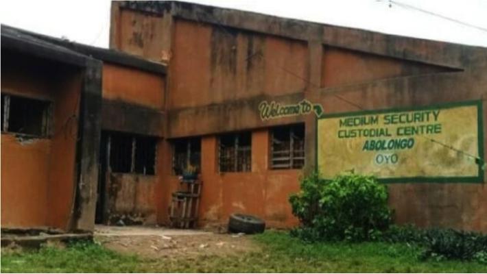 Police detonate bomb in Oyo Prison, say no casualty