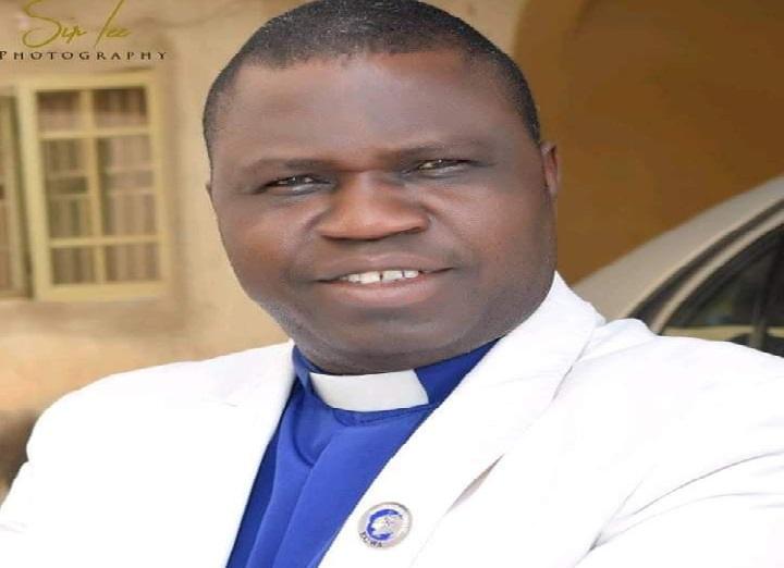 Gov AbdulRazaq loses aide, mourns