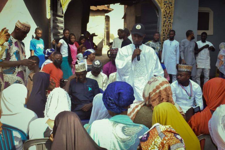 ‘AbdulRazaq is doing well’, Kwara Commissioner welcomes decampees to APC