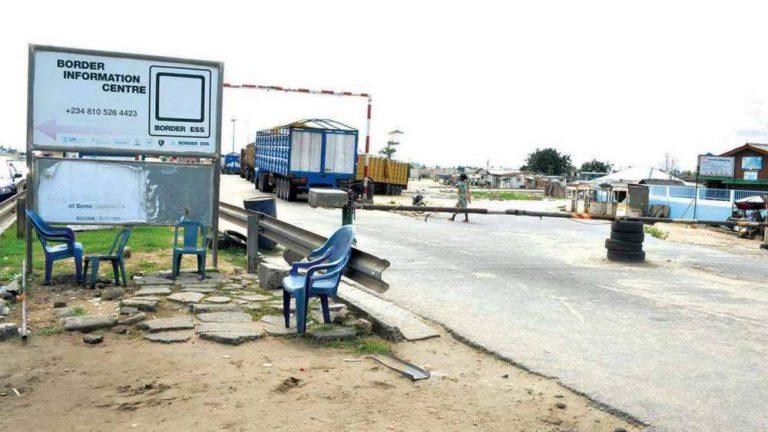 Residents of border communities prefer to wine and dine with smugglers, Customs lament