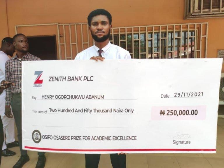Overall best graduating student of UNIBEN gets N250,000 award The Informant247