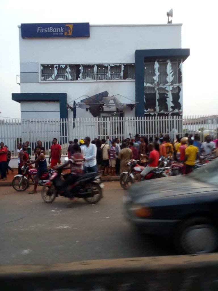 Gunmen raid four banks, kill seven persons in Edo town The Informant247