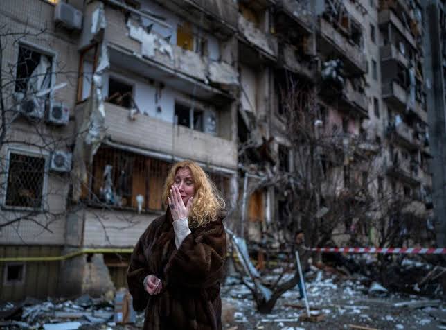 Ukraine crisis: 100,000 people displaced, families seek shelter underground – UN The Informant247