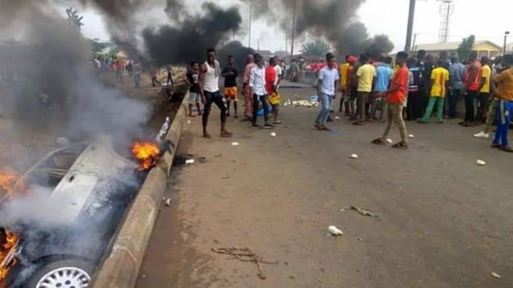 Four persons burnt to death as commercial bus somersaults, catches fire in Ogun The Informant247