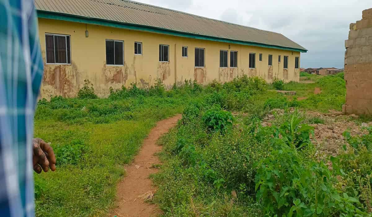 The side view of the Budo Egba PHC Asa LGA
