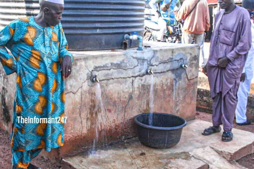 Kongbari residents hail Salihu Mustapha on Public toilets project 3