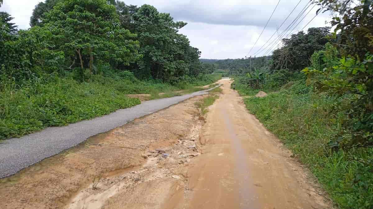 Motorists Face Hardship As Contractor Abandons Okurikang Akpap Creek Town Road Rehabilitation