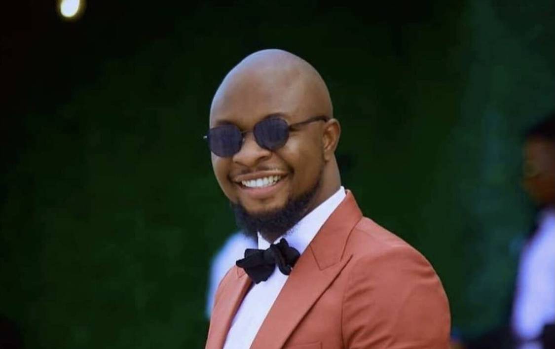 0D8C54E1 EFDD 42DB B3EC 01EF93B67C99