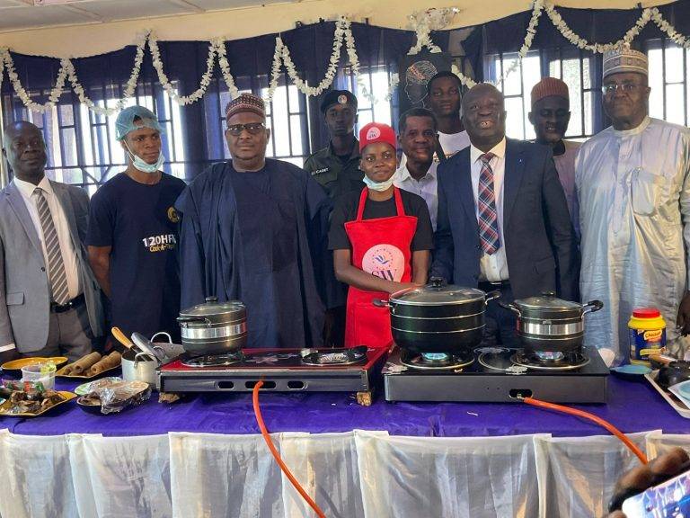 Cook-a-thon: FUOYE VC, Prof Abayomi visits Chef Damilola