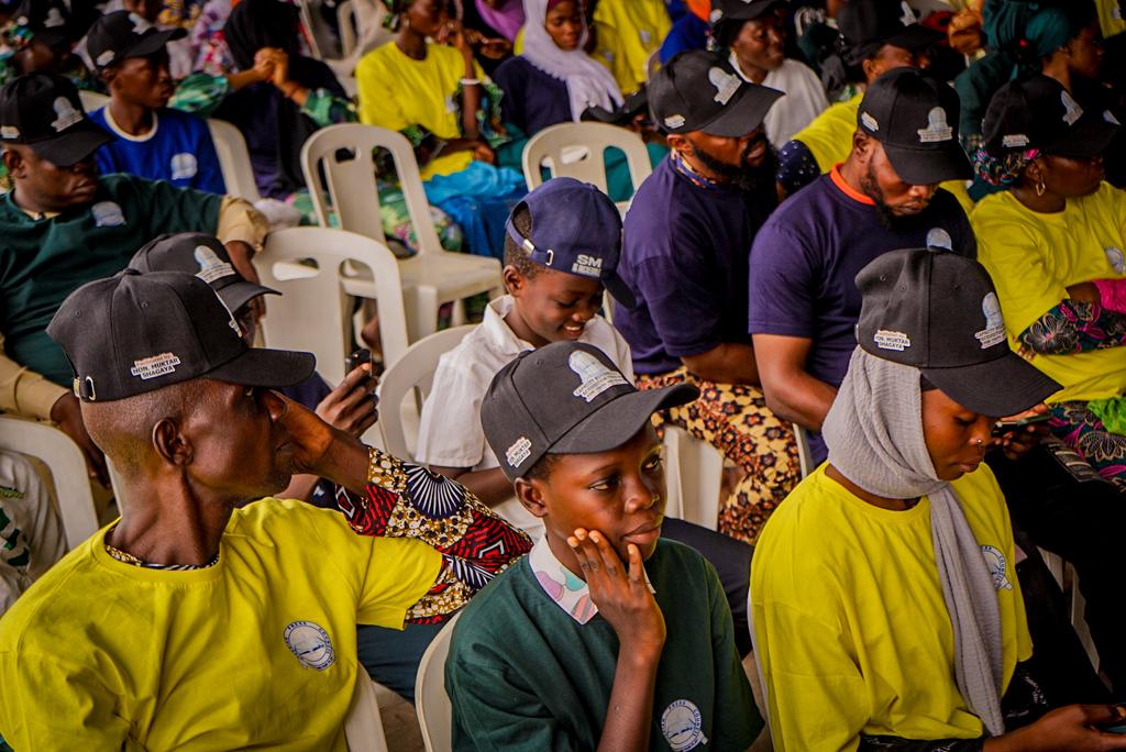 A8492A74 F393 41A1 8F1D E157D7A3CC27