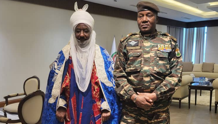 Sanusi with Niger coup leader