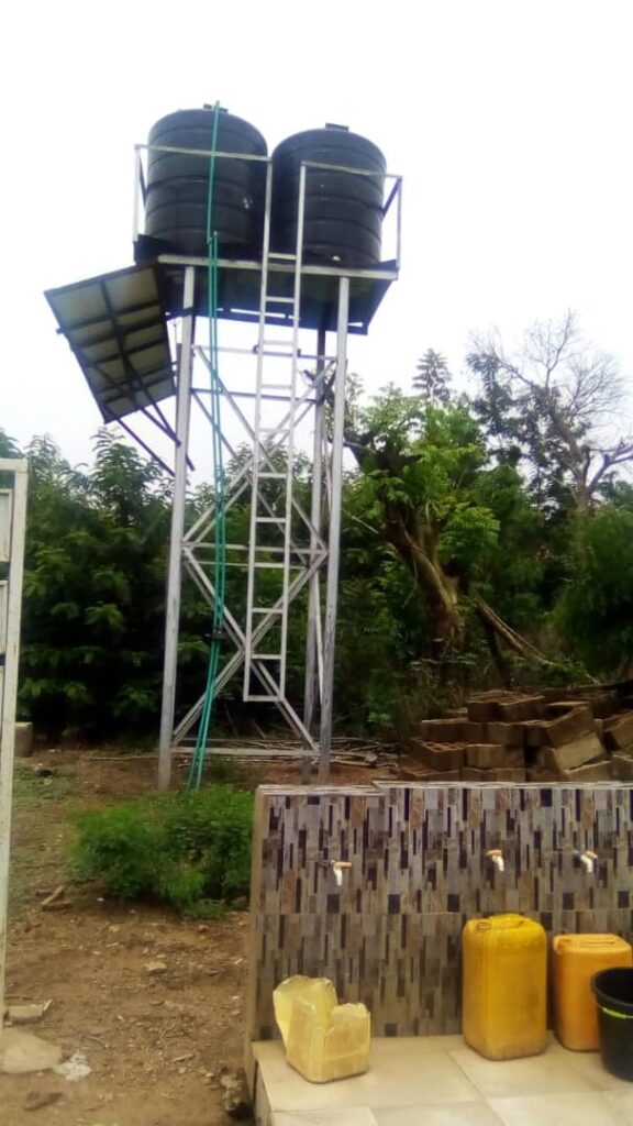 Storex tanks with dispensing taps