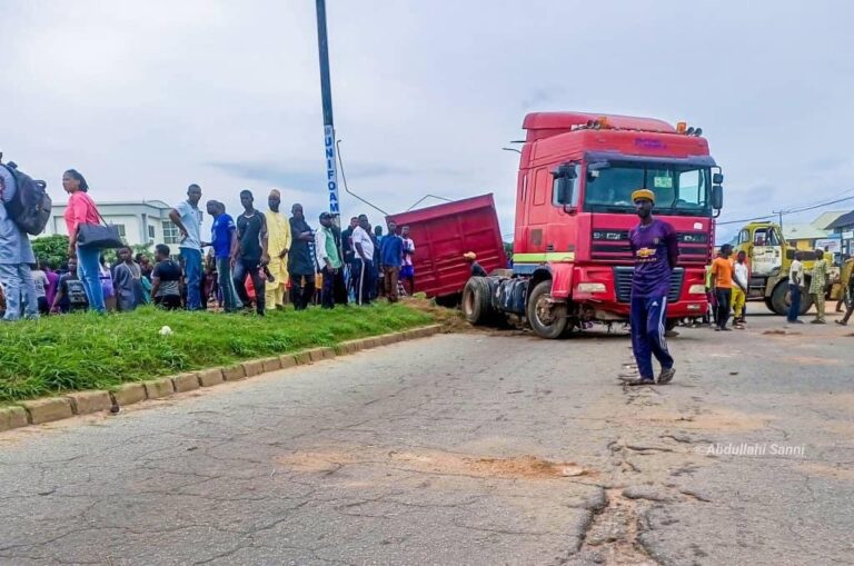 08BA867A 8856 4B86 8B68 FA864C59F5F6