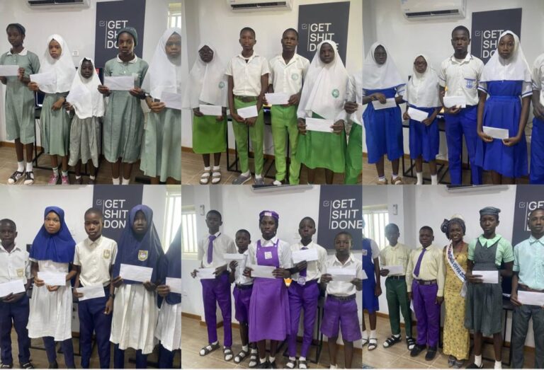 15154281 E8FF 4A91 A149 9618FD21ED7F