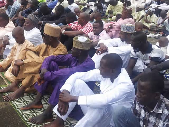 3D9CBCB8 B579 416A 93CE 837930363262