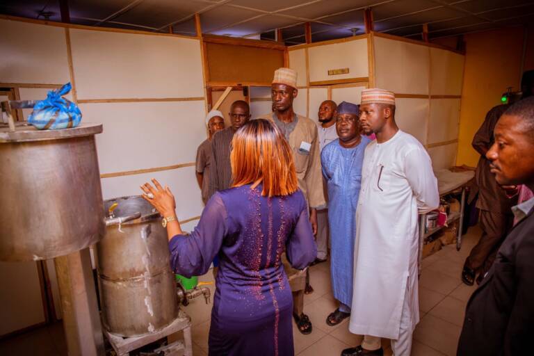 2A1E81CD 5B93 4D5F AE51 945D0051A632