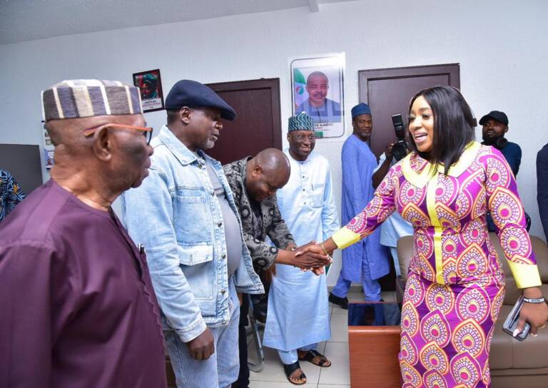 62546FA5 7E7A 4C9C 848A 7BECF6C53DE0