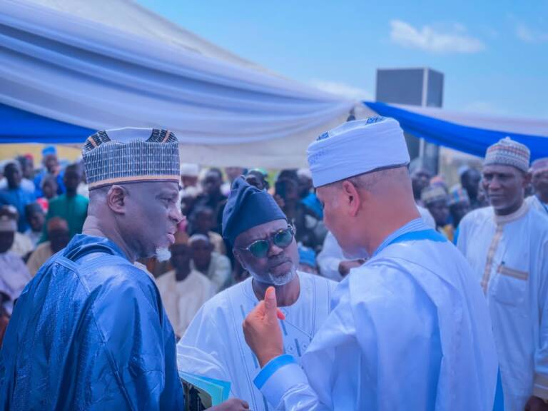 855D165E 10FF 4AC4 A672 13EAB7D4F2BE