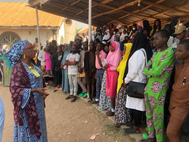 404648FE 789C 4783 B55B BA7C15826740