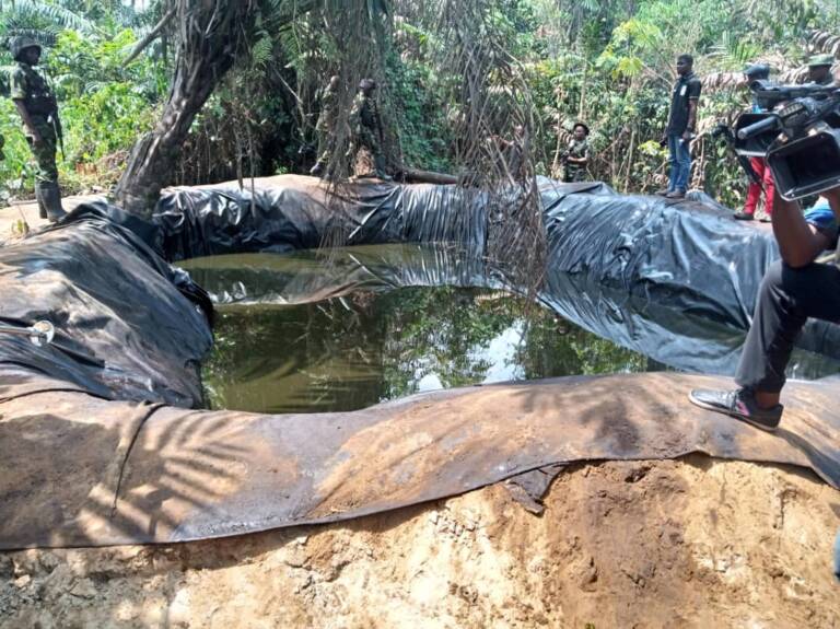 crude oil reservoirs in rivers