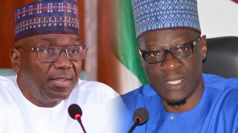 8932ABE3 B772 4D2E 8C11 C3E3536AF69F