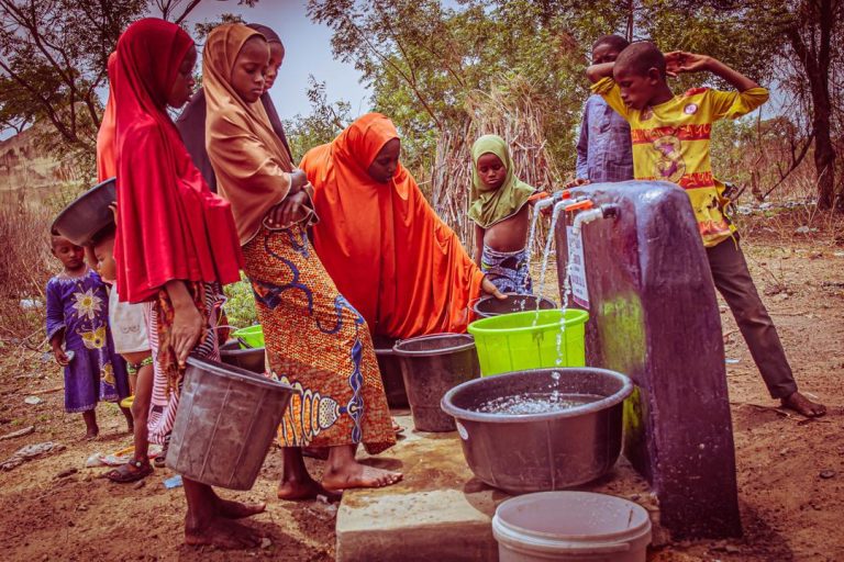 B3C6B7B9 1452 42BD A34D 157032E556E1