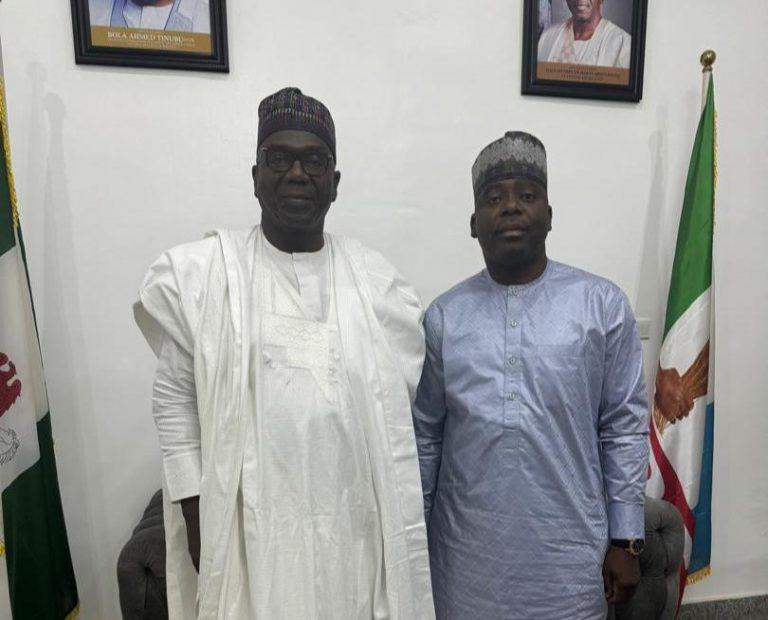 89EB3E57 7C07 4599 9886 73F7B11BD573