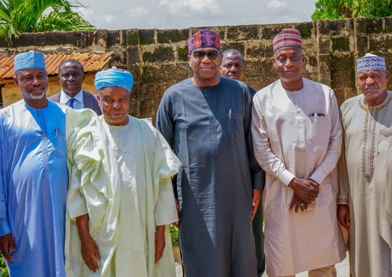 Boat mishap: Kwara Gov warns against travelling without life jackets