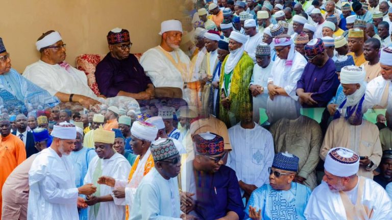 Kwara Gov AbdulRazaq, Sen Saliu Mustapha, other dignitaries attend burial of Sarkin Gobir of Ilorin