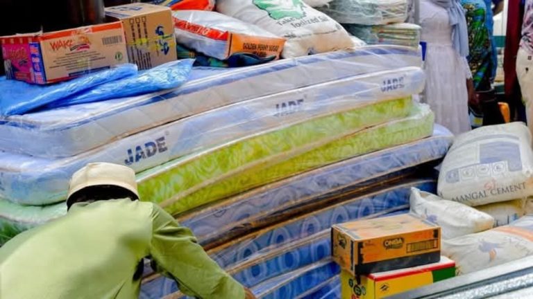 Kwara gov distributes relief materials to victims of Ipata fire incident