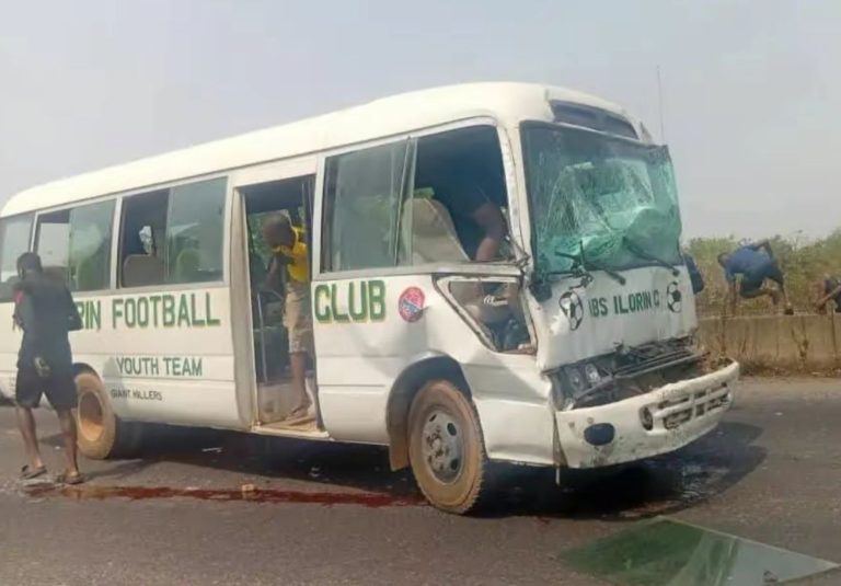 Few injured as ABS FC Ilorin involved in road accident along Ogbomoso expressway
