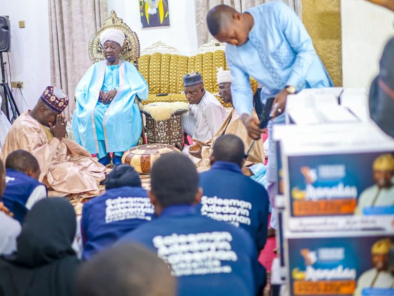 Ramadan: Emir of Ilorin commends Saleeman Adedoyin’s commitment to the needy